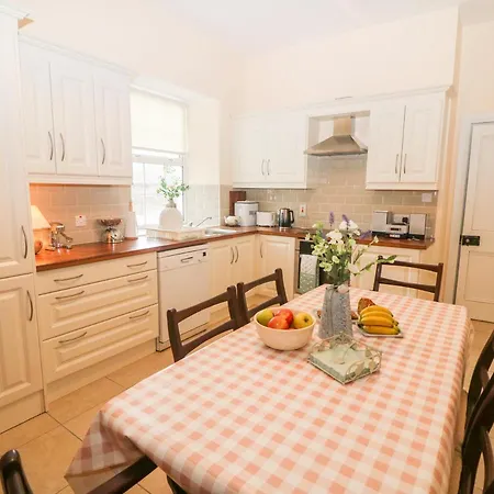 Holiday home Bawnacomera Kinsalebeg